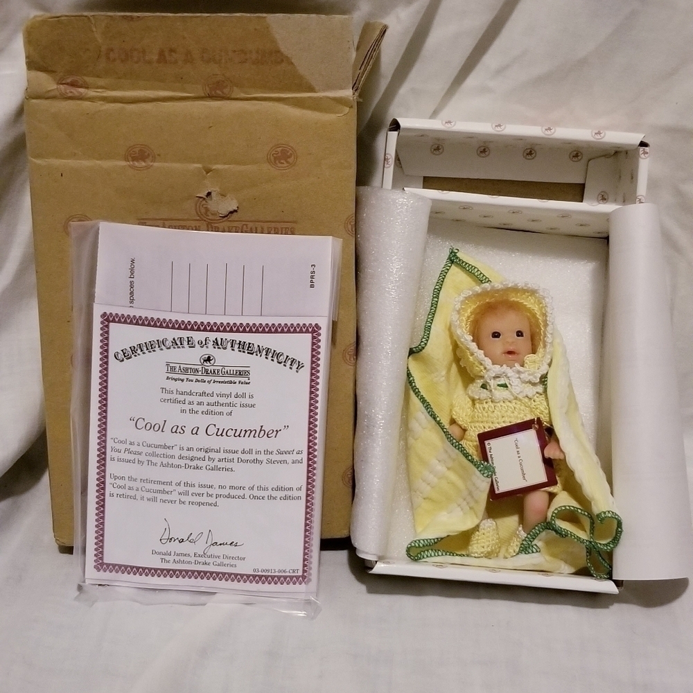 "cool As A Cucumber" 5" Miniature Ashton Drake Sweet As You Please Doll MIB